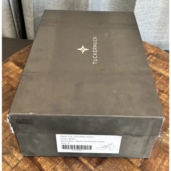 Tuckernuck Velvet Ellie Block Maryjane Heel black Size 8 - Picture 15 of 16